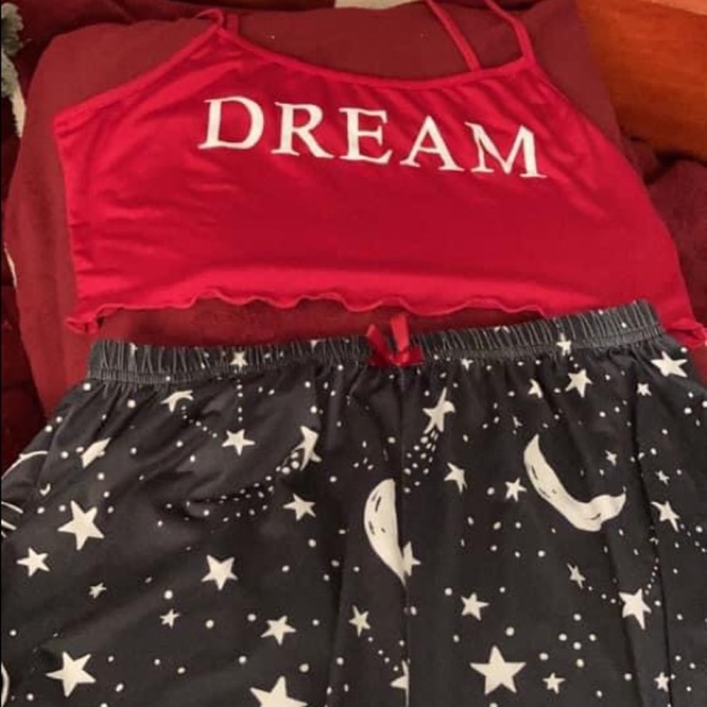 Women’s size medium